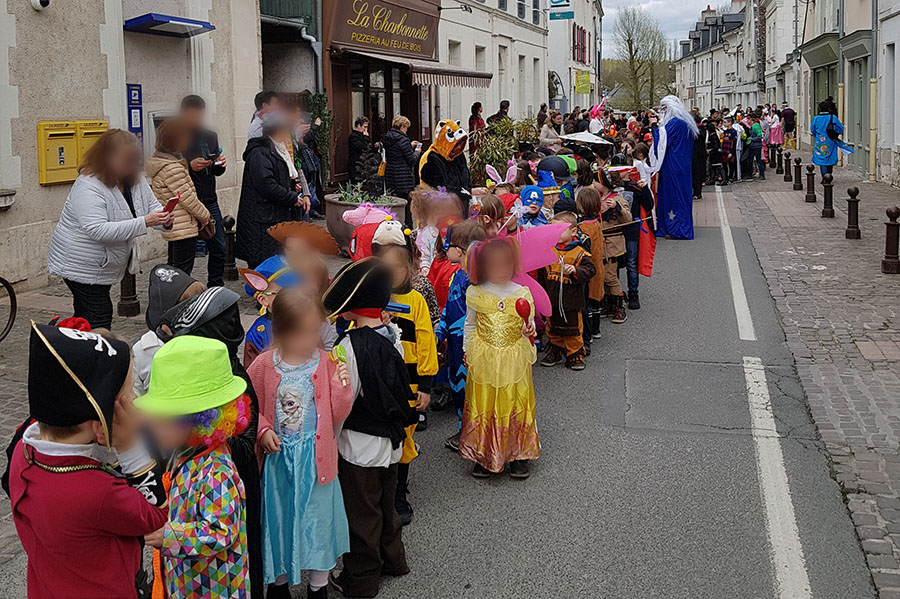 Projets avec toute l’école : le carnaval et le marché de Noël